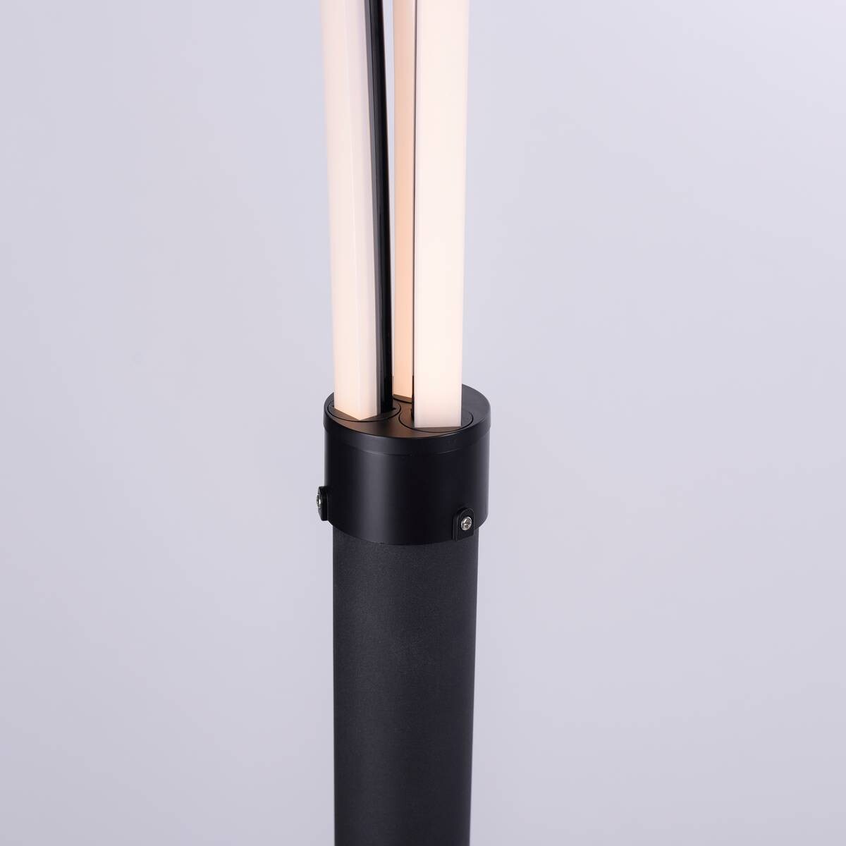 Just Light Stehlampe MAJA 15383-18 schwarz Eisen Kunststoff B/H/T: ca. 58x215x80 cm 3 Brennstellen