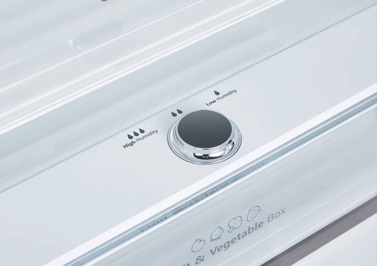 Hisense Kühl-/Gefrierkombination RB645N4BIB Inox B/H/T: ca. 70,4x201,3x69,4 cm