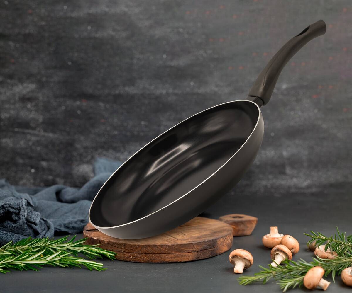 MICHELINO Pfanne schwarz Aluminium