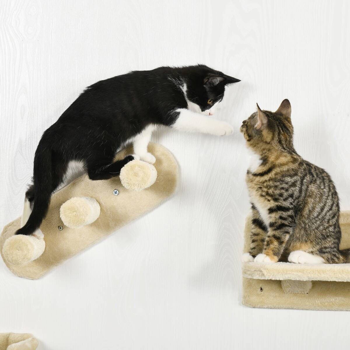 PawHut Katzen Kletterwand beige Polyester B/H/L: ca. 28x73x40 cm