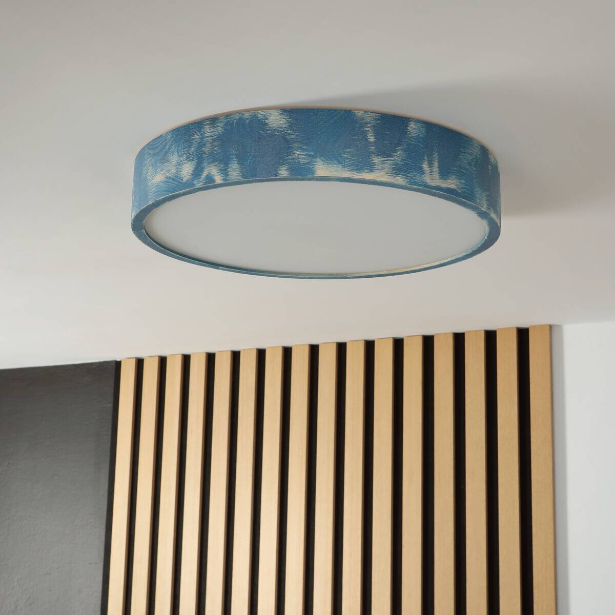 Lamkur Deckenleuchte hellbraun blau Holz Glas B/H/L: ca. 48x48x10 cm 3 Brennstellen