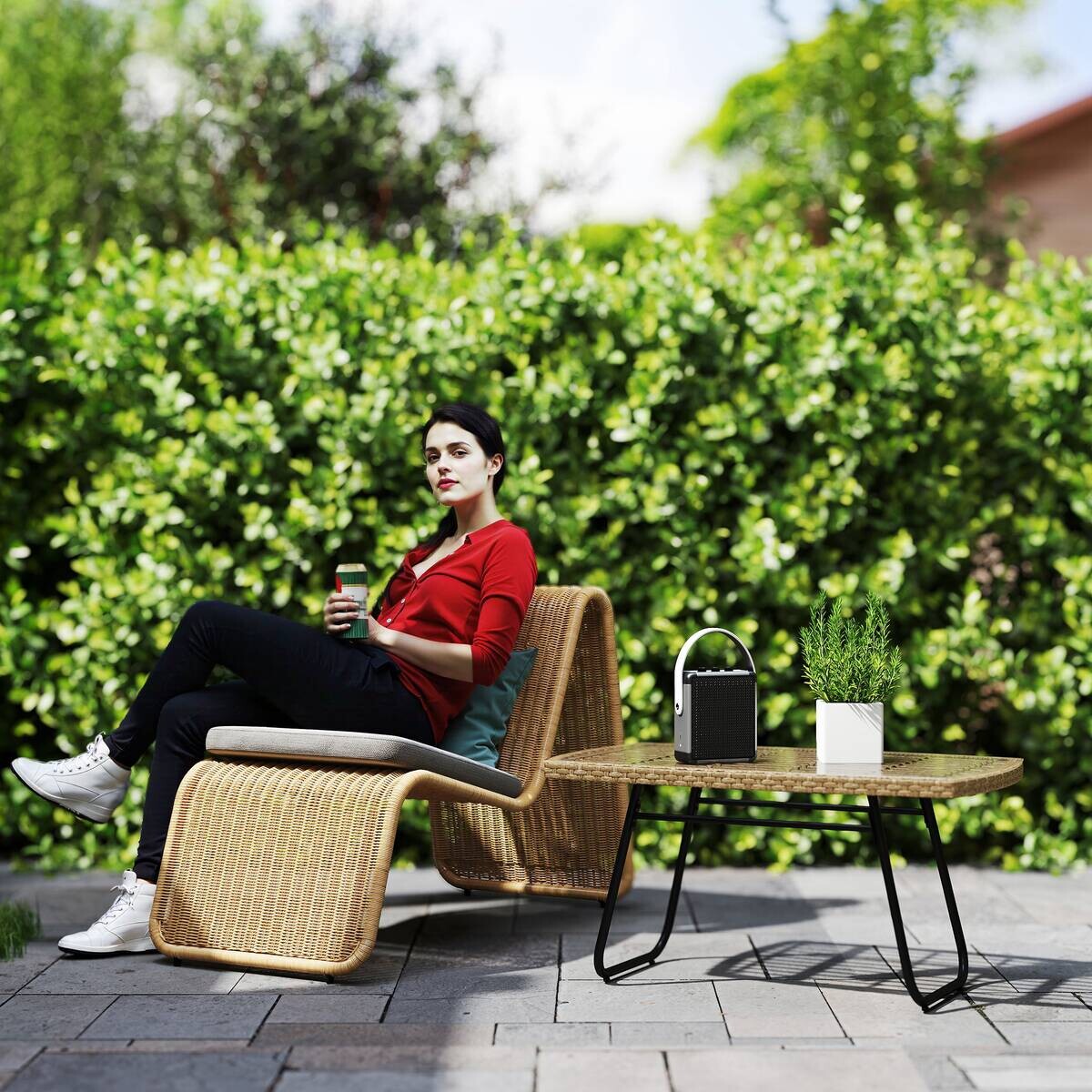 Outsunny Rattan-Gartentisch Holzoptik Stahl B/H/L: ca. 50x45x90 cm