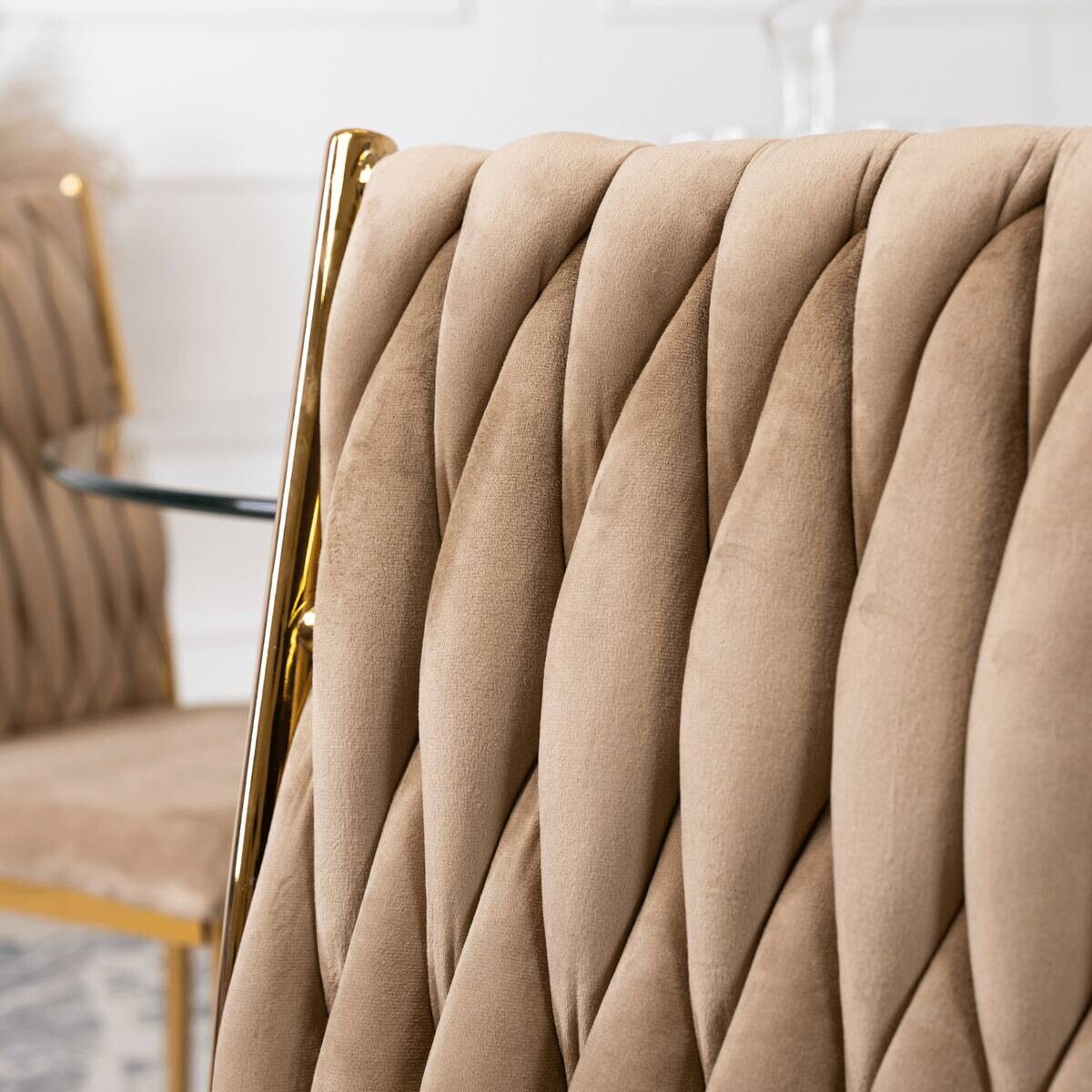 Stuhl DAN beige Velourstoff B/H/T: ca. 48x94x58 cm
