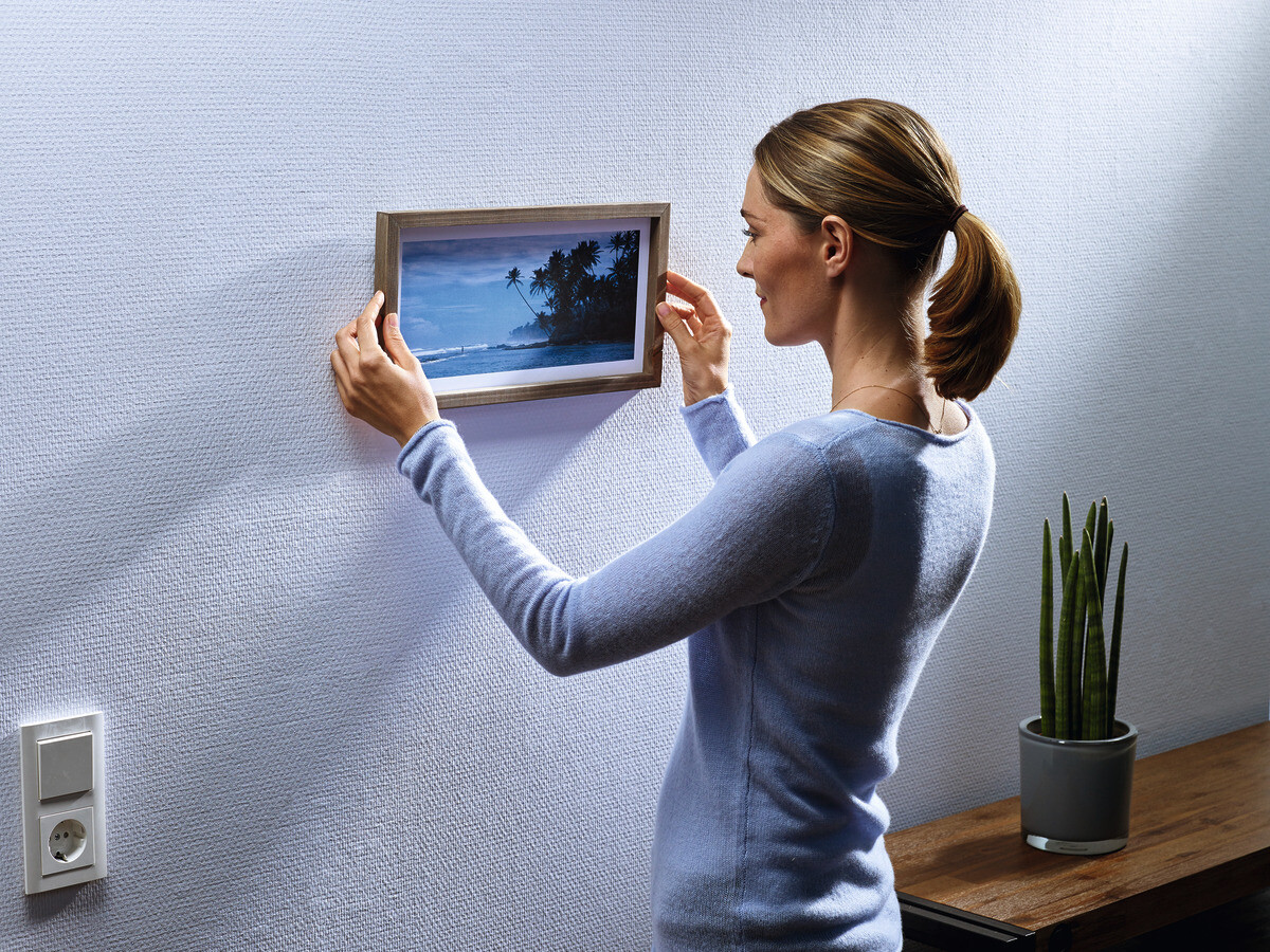 tesa Klebenagel 0,5kg