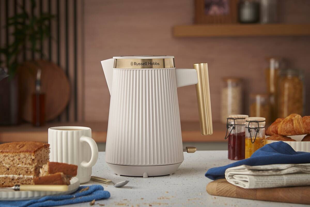 Russel Hobbs Wasserkocher beige Edelstahl B/H/L: ca. 16,8x24,5x23,3 cm ca. 1,7 l