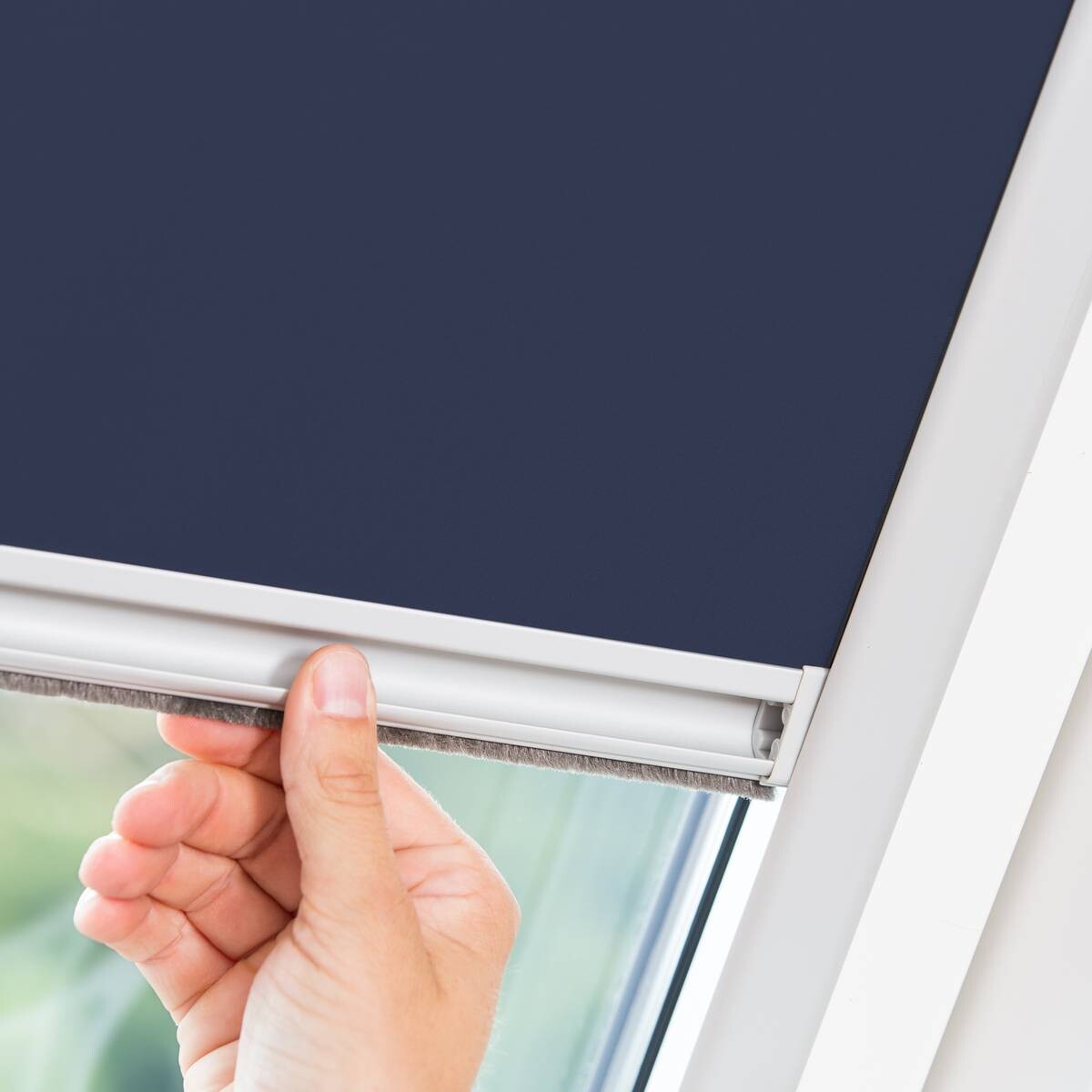 LICHTBLICK Dachfensterrollo Skylight VD blau B/L: ca. 38,3x74 cm