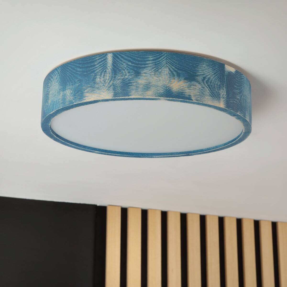 Lamkur Deckenleuchte blau hellbraun Glas Holz B/H/L: ca. 38x38x10 cm 2 Brennstellen