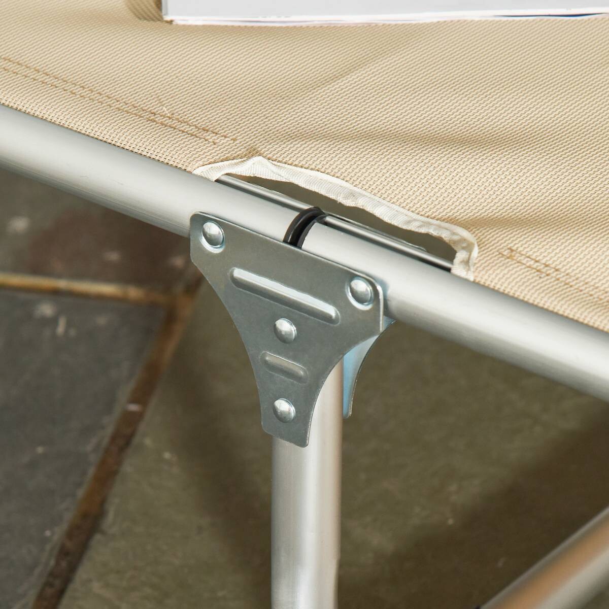 Outsunny Gartenliege beige Aluminium B/H/L: ca. 60x28x189 cm
