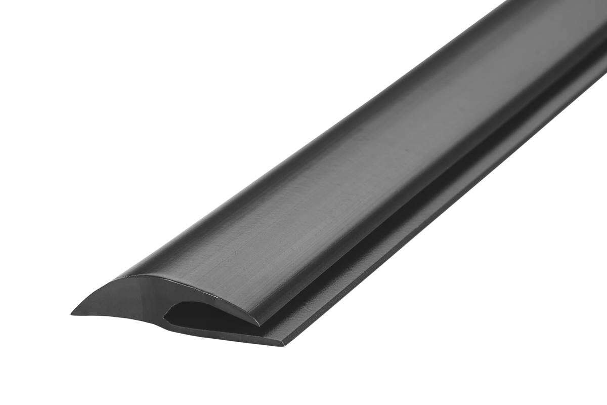 Einschubprofil schwarz B/L: ca. 3,2x100 cm pro Stück