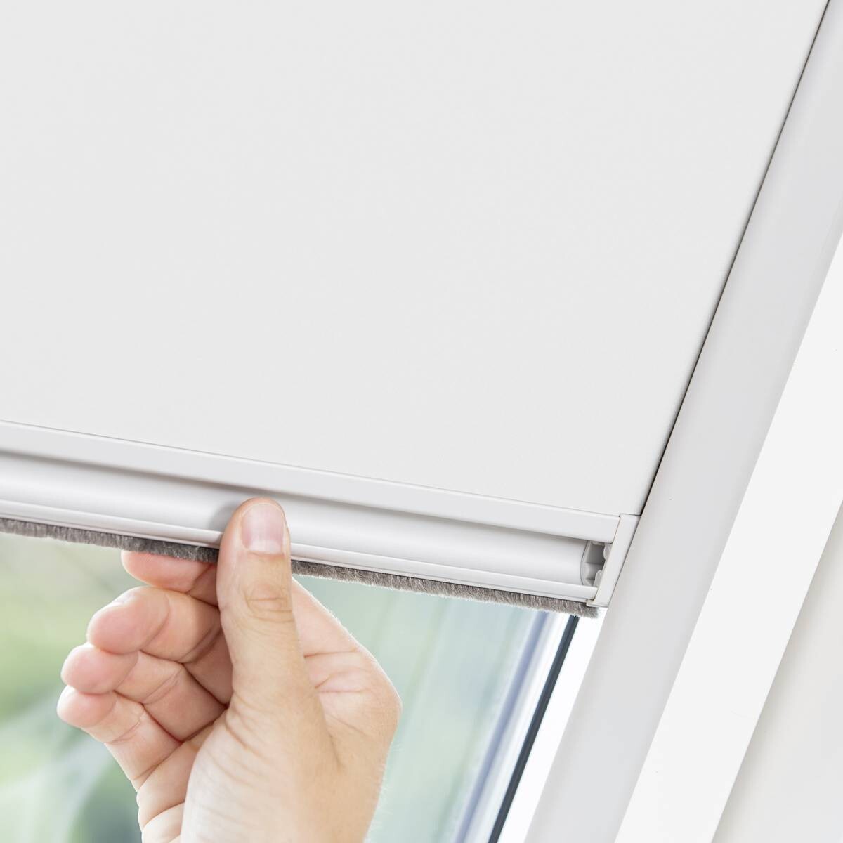 LICHTBLICK Dachfensterrollo Skylight VD weiß B/L: ca. 49,3x94 cm