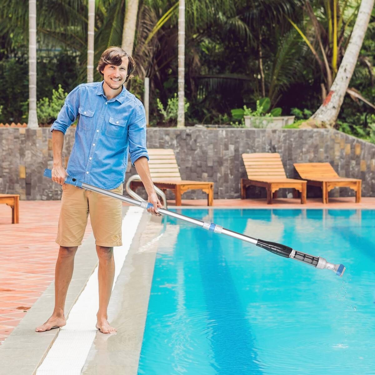 Outsunny Poolsauger mit Teleskopgriff blau Aluminium H/D: ca. 162x6 cm