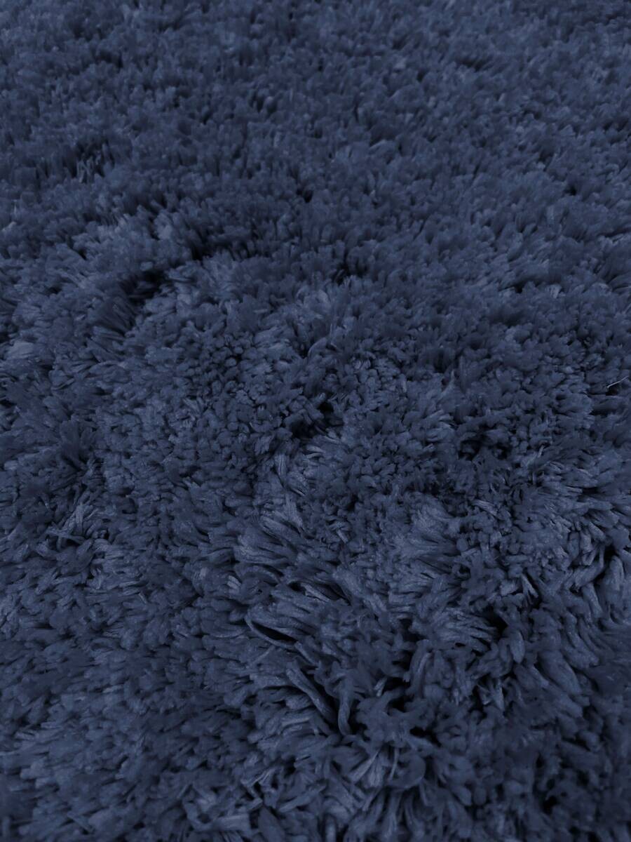 Badematte blau Vorderseite: 100% Polyester Rückseite: 100% Thermoplastische Elastomere B/L: ca. 70x120 cm