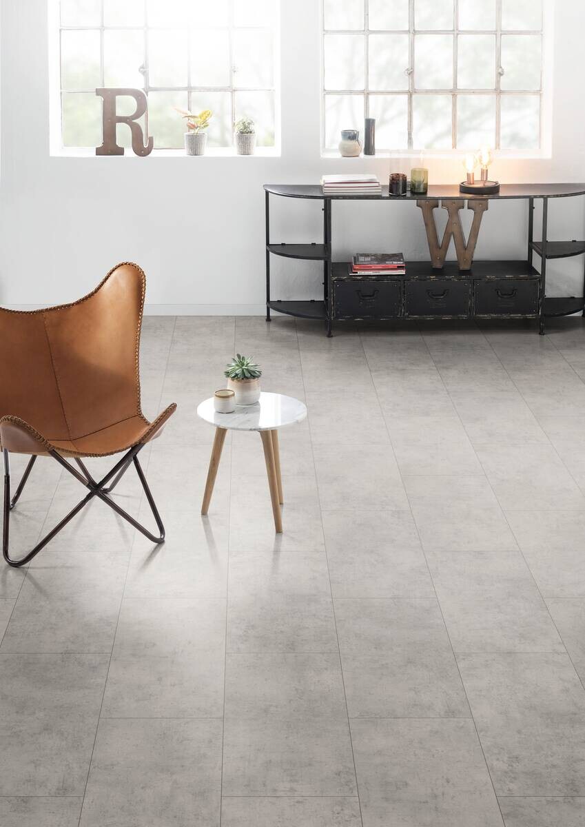 Laminatboden Fliese grau ca. 2,5349m² im Paket B/L: ca. 34x130,5 cm pro Paket