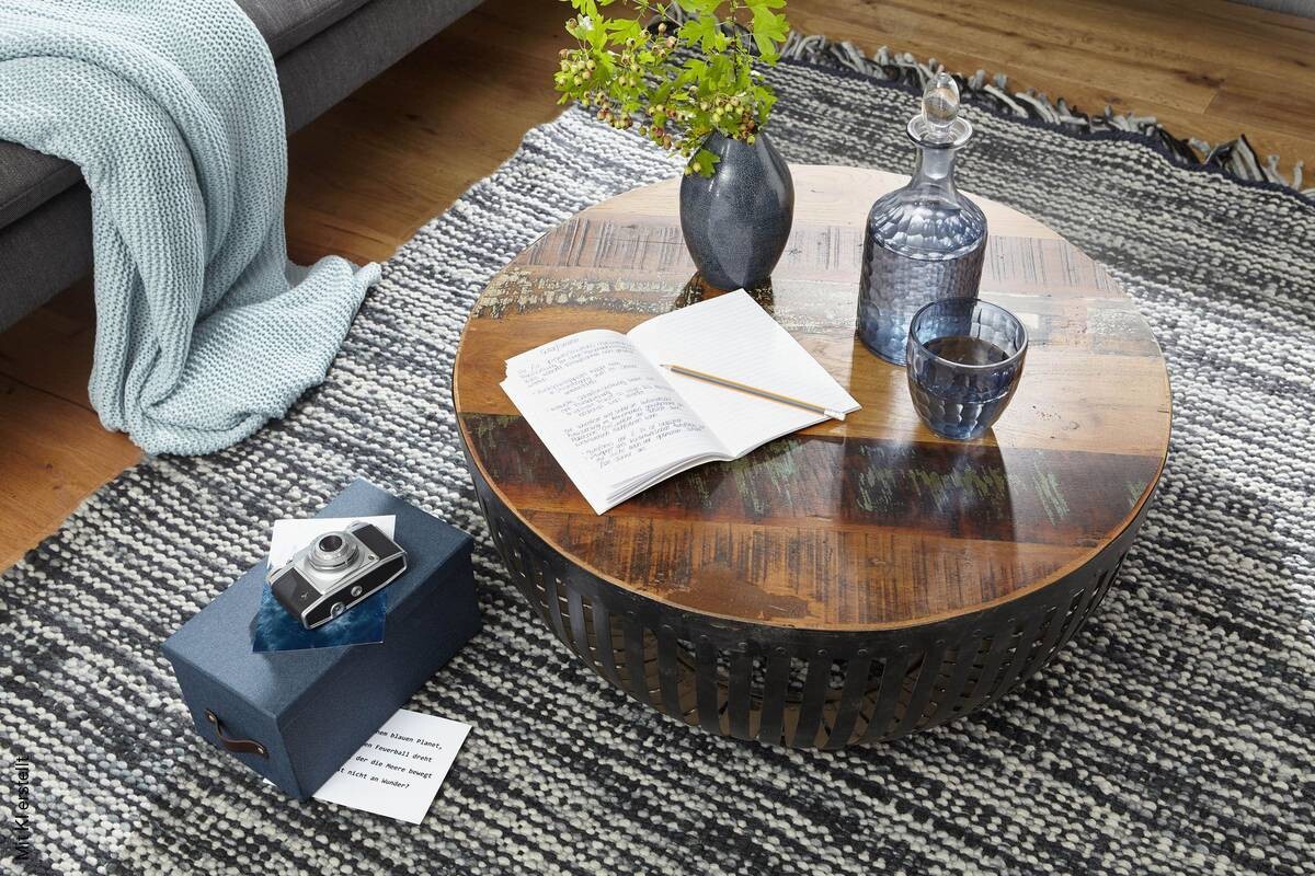Couchtisch braun schwarz lackiert B/H/T: ca. 70x33x70 cm