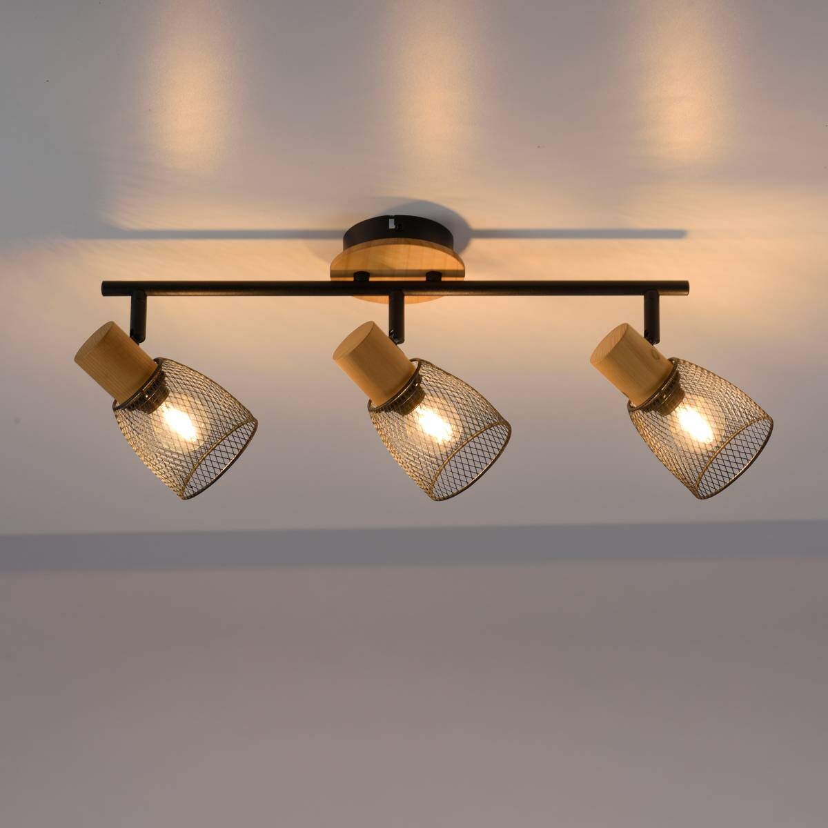 Just Light Spotbalken TAMIS 15193-79 schwarz natur Holz Metall B/H/T: ca. 65x22x24 cm E14 3 Brennstellen