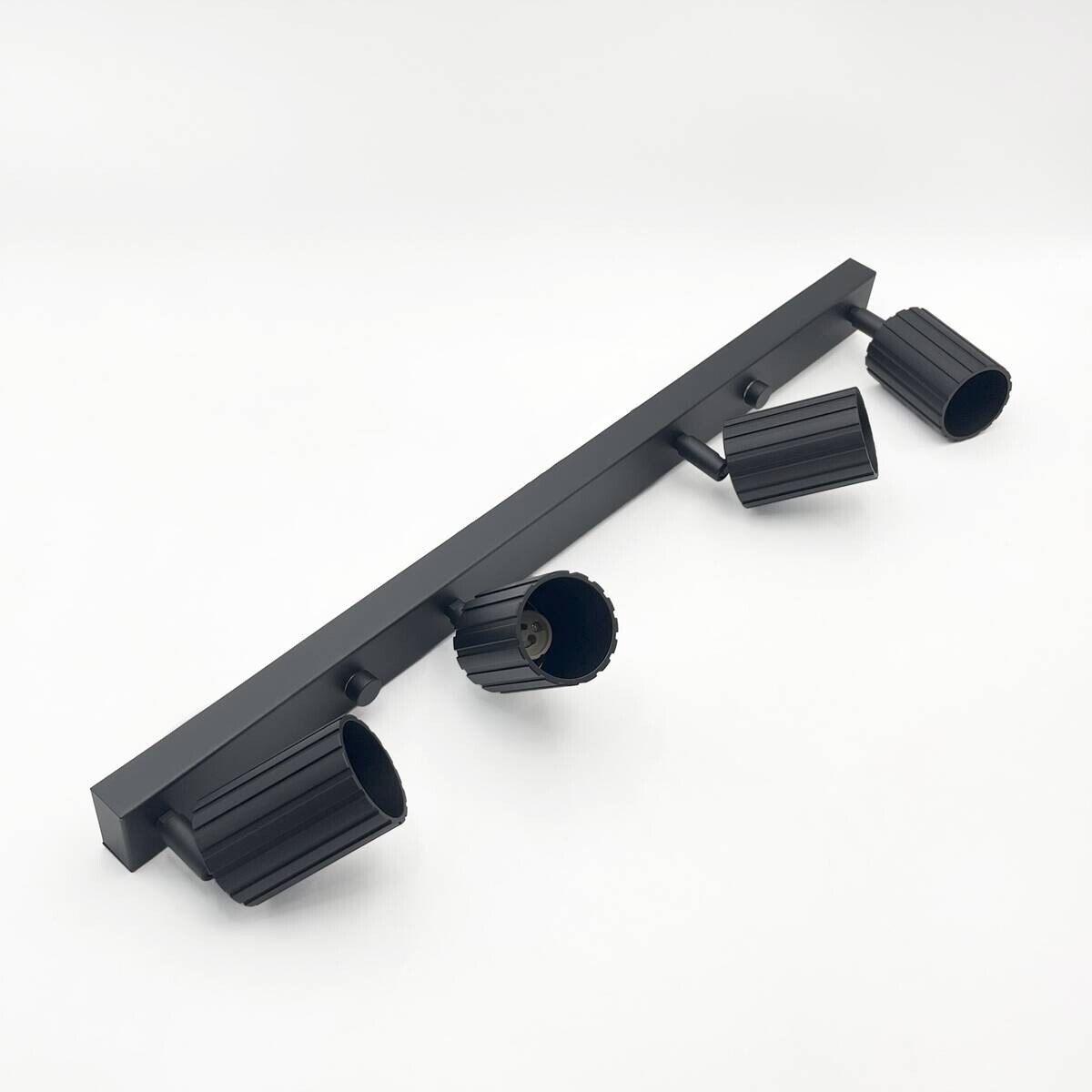 Lamkur Strahler Prisma schwarz Stahl B/H/L: ca. 6,5x16,5x81 cm 4 Brennstellen