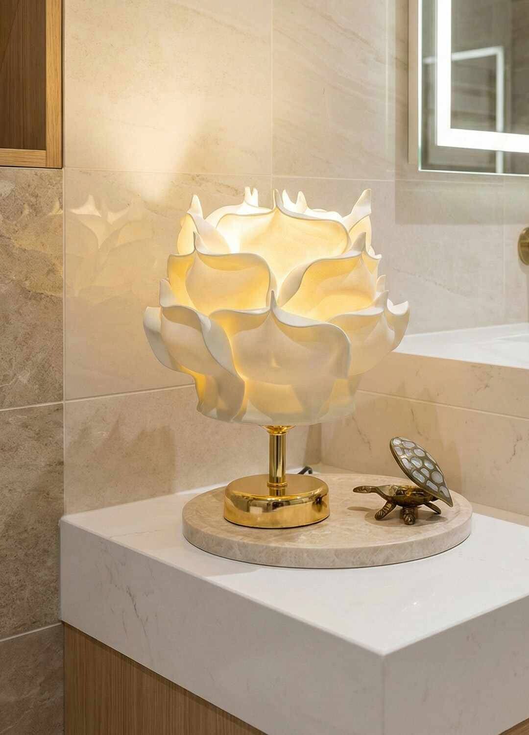 Opviq Tischleuchte beige gold Metall B/H/T/L/D: ca. 24x30x24x24x24 cm null 1 Brennstellen