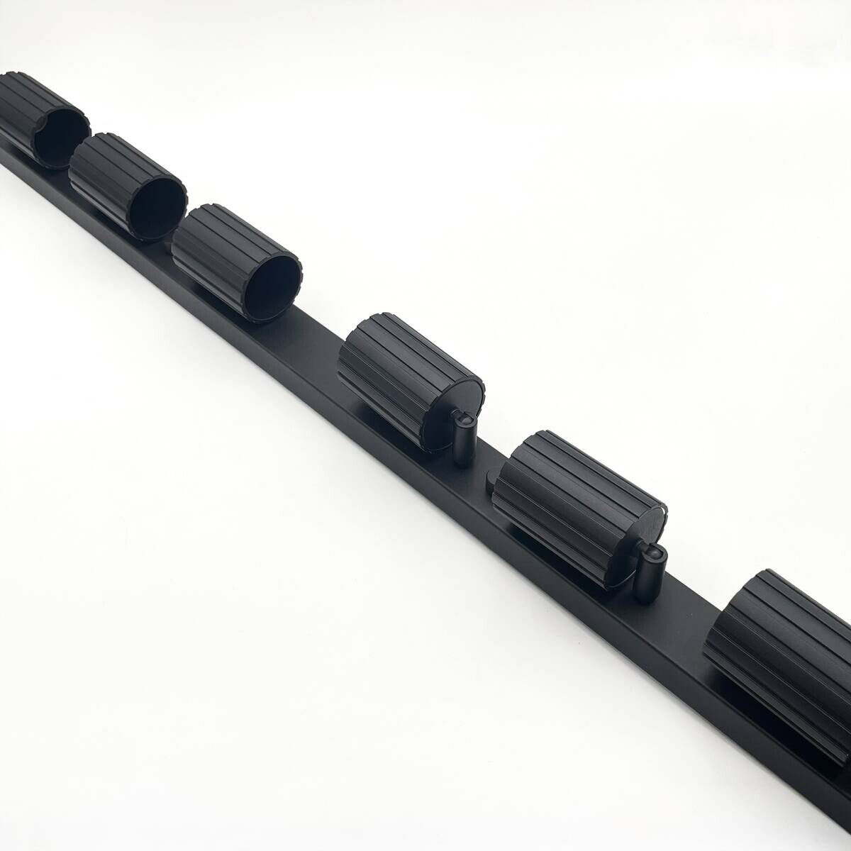 Lamkur Strahler Prisma schwarz Stahl B/H/L: ca. 6,5x16,5x117 cm 6 Brennstellen