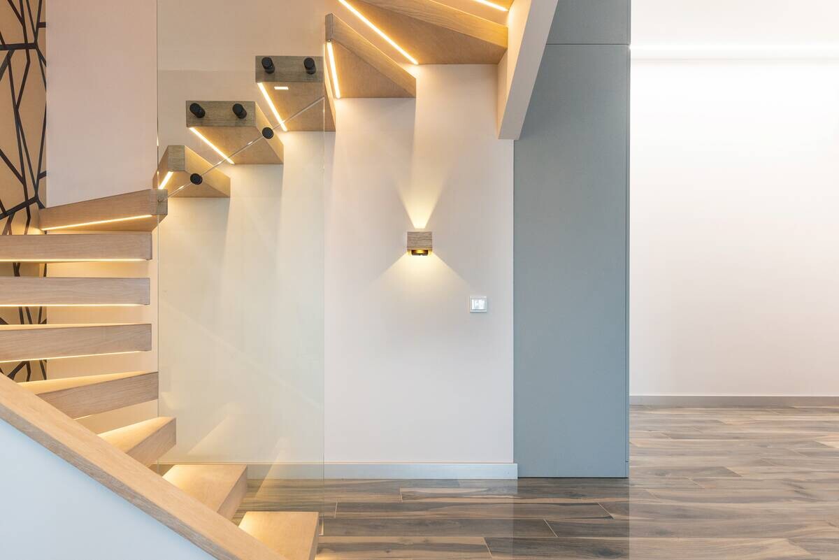 GLOBO LED-Wandleuchte schwarz dunkelbraun MDF Metall B/H: ca. 13,2x9,8 cm