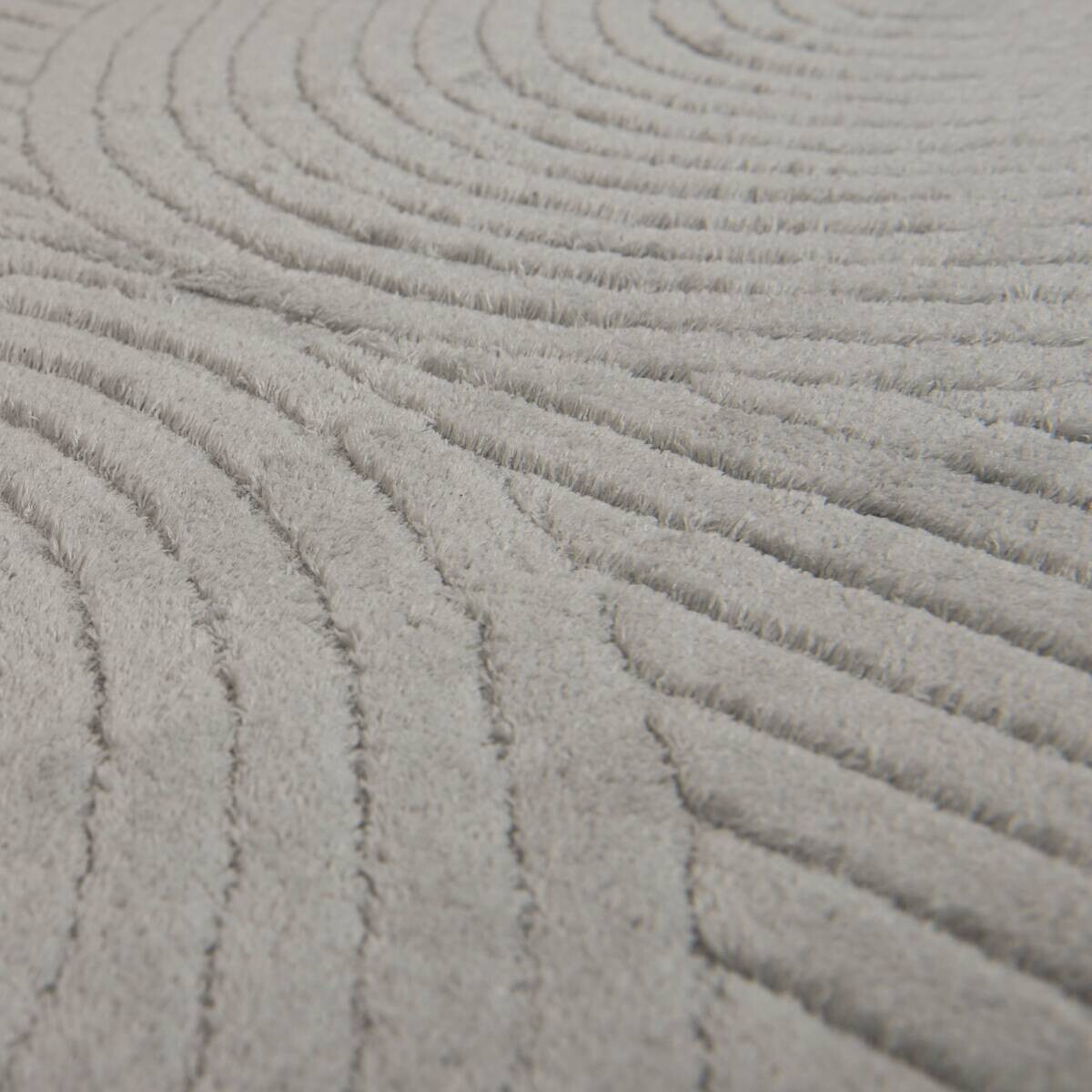 Badematte silber Oberseite: 100% Polyester Unterseite: 100% Thermoplastische Elastomere B/L: ca. 60x90 cm