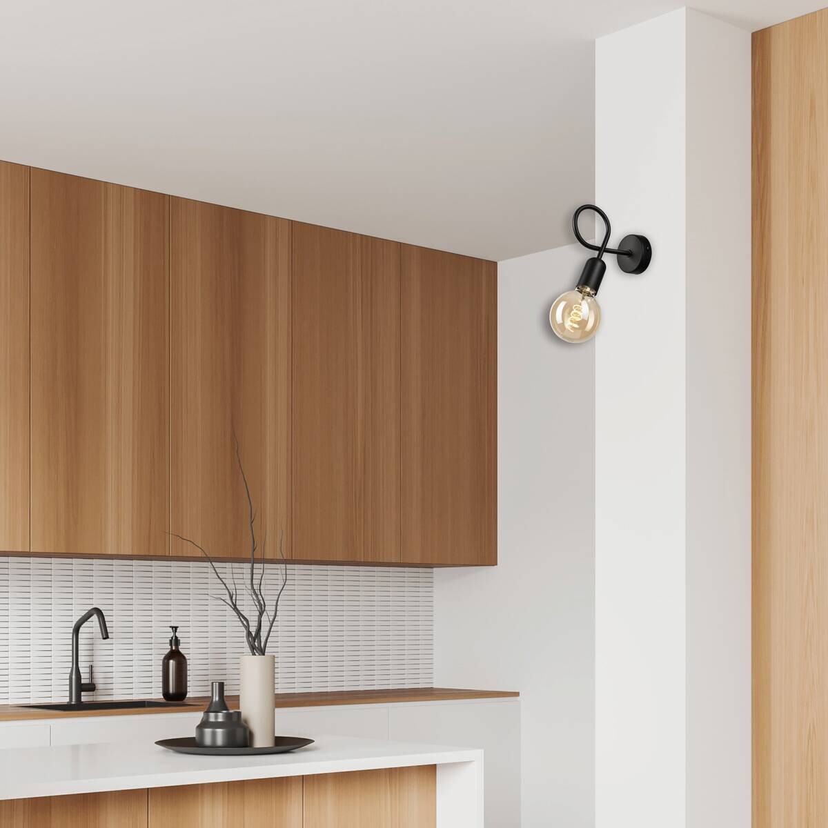 Lamkur Wandleuchte schwarz Stahl B/H/L: ca. 8x18x16 cm E27 1 Brennstellen