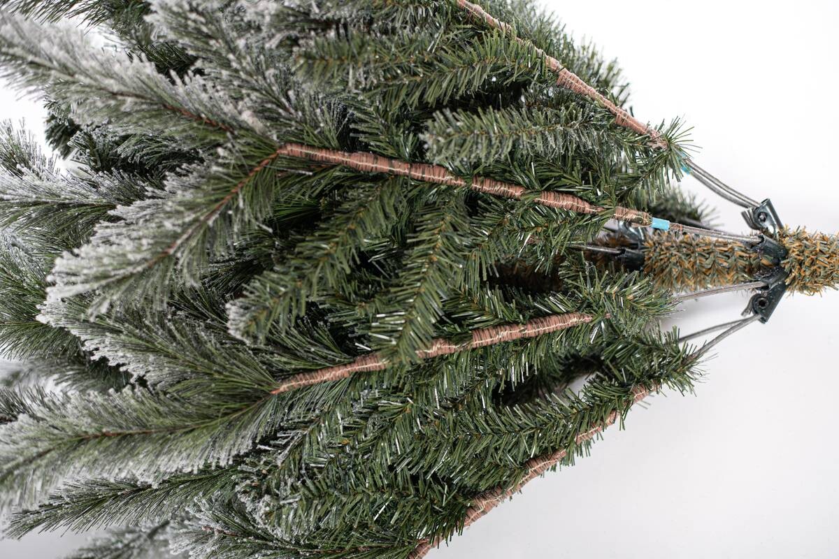 Evergreen Weihnachtsbaum Cedar Kiefer grün PVC B/H: ca. 114x210 cm