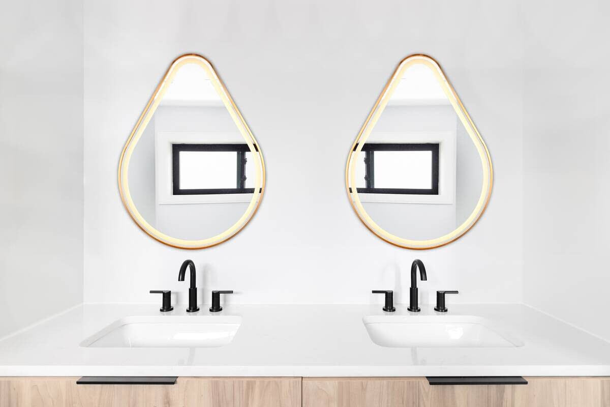 LED-Spiegel Frederike gold B/L: ca. 80x60 cm