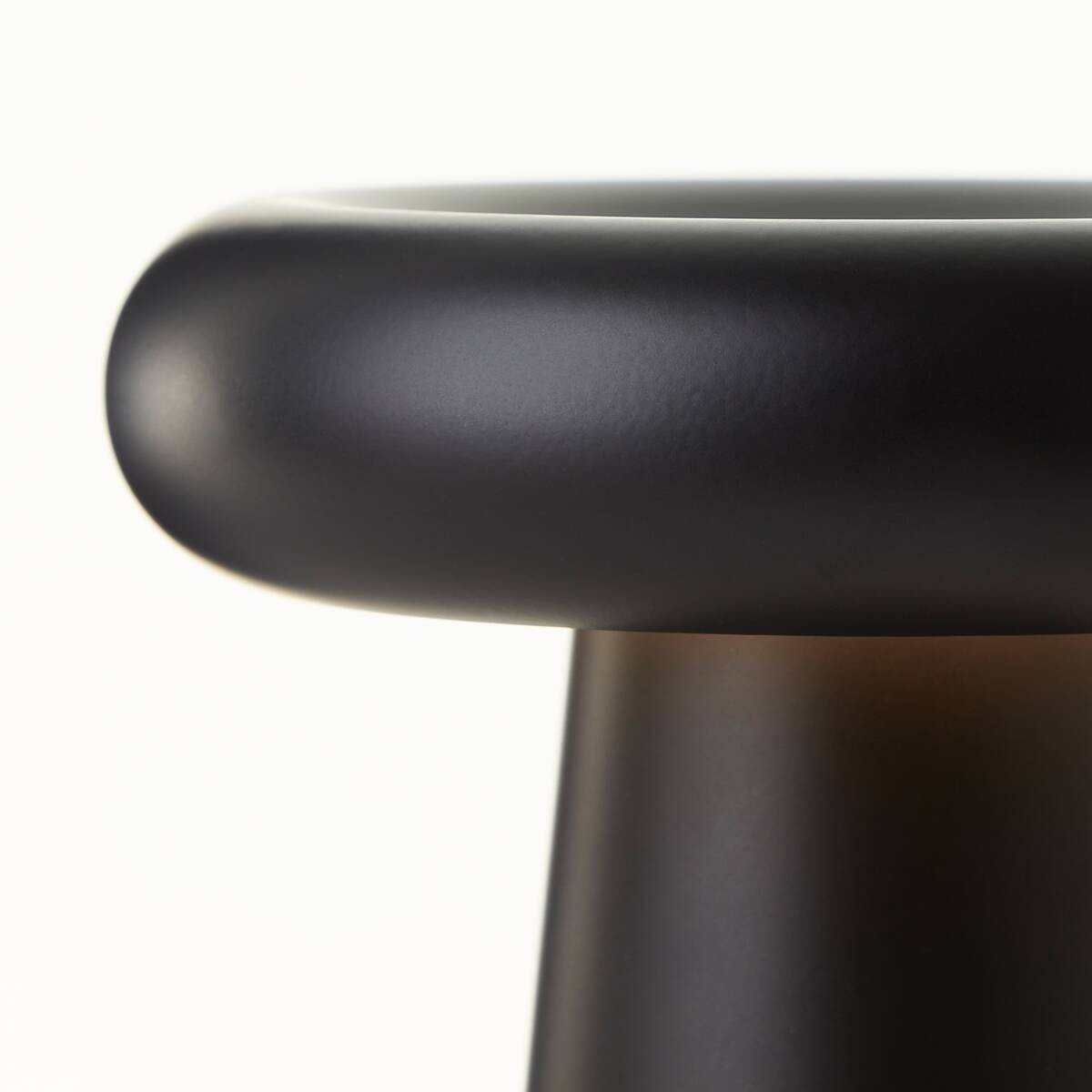 Brilliant Akku-LED-Tischleuchte Muffin schwarz Metall B/H/L: ca. 15x18,5x15 cm