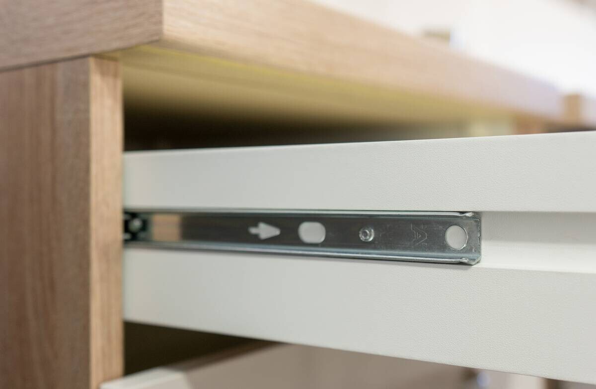 Eckunterschrank Samoa weiß Eiche Nachbildung B/H/T: ca. 110x85x60 cm