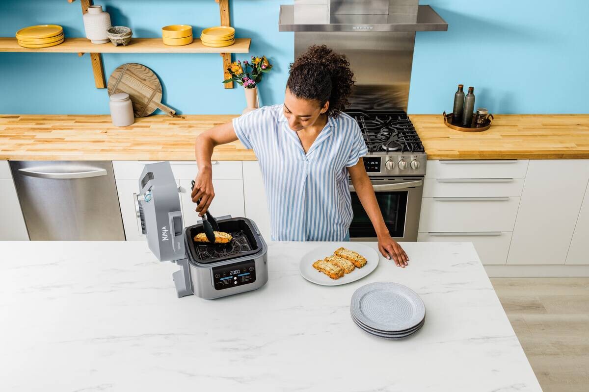 Ninja Heißluftfritteuse ON400EU grau Kunststoff B/H/L: ca. 33x31x35 cm ca. 5,7 l