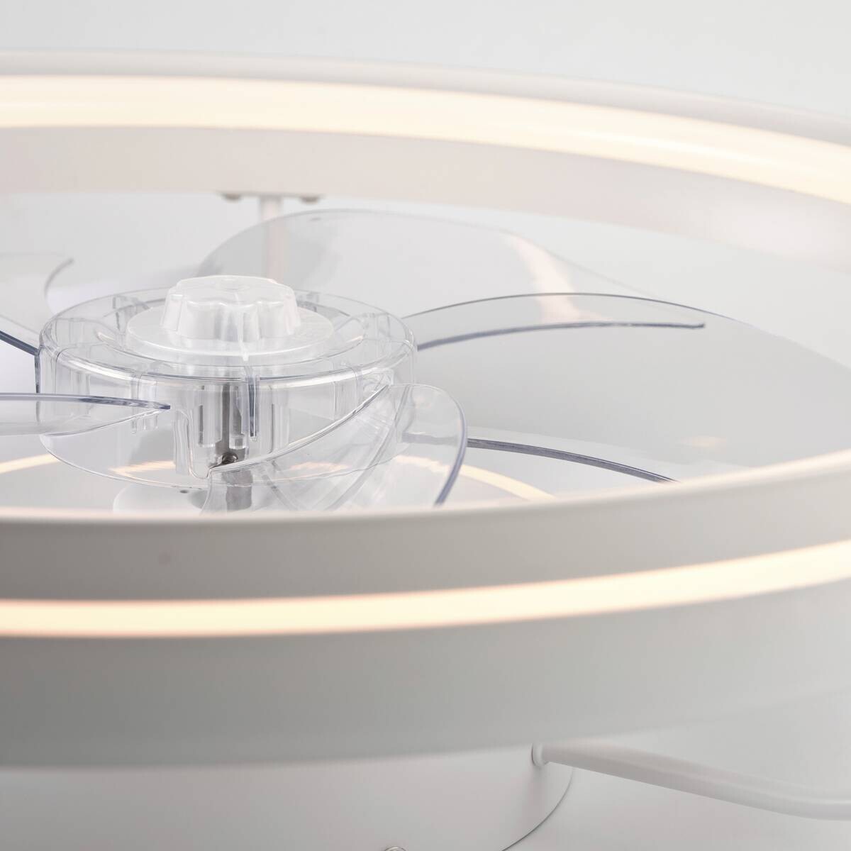 Lamkur LED-Deckenventilator Falco weiß H/L: ca. 17x50 cm 4 Brennstellen