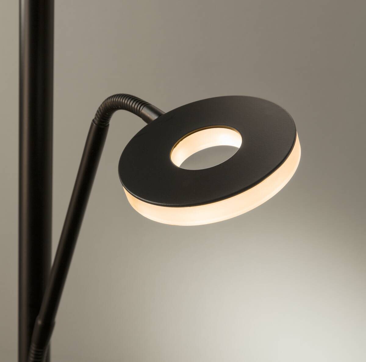 Fischer & Honsel Stehlampe 40318 Chrom schwarz Metall B/H/T: ca. 35x180x50 cm 1 Brennstellen