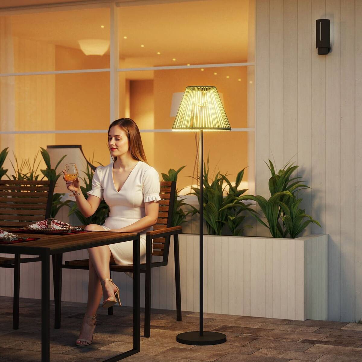 Solarleuchte grau Polyethylen Stahl B/H/L: ca. 33x135x33 cm