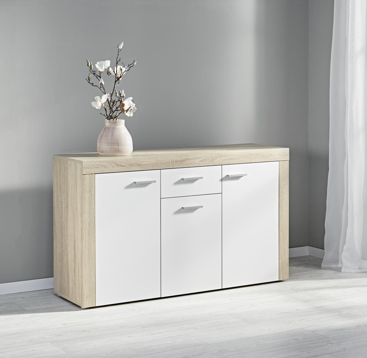 Kommode Focus Eiche Sonoma Nachbildung weiß B/H/T: ca. 134x79x39 cm
