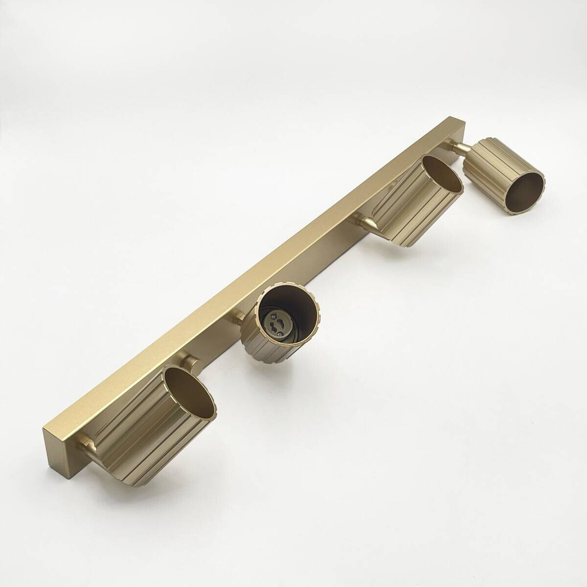 Lamkur Strahler Prisma gold Stahl B/H/L: ca. 6,5x16,5x81 cm 4 Brennstellen