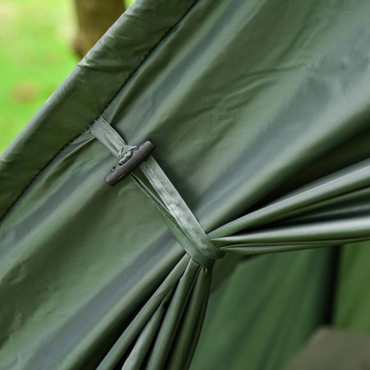 Outsunny Campingbett dunkelgrün Polyester-Mischgewebe B/H/L: ca. 78x118x193 cm
