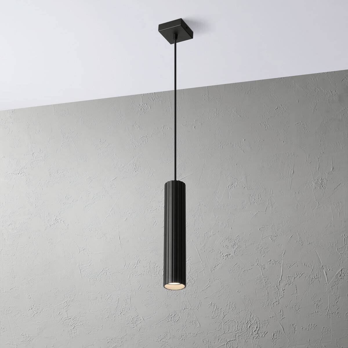 Lamkur Strahler Prisma schwarz Stahl B/H/L: ca. 6,5x118x6,5 cm 1 Brennstellen