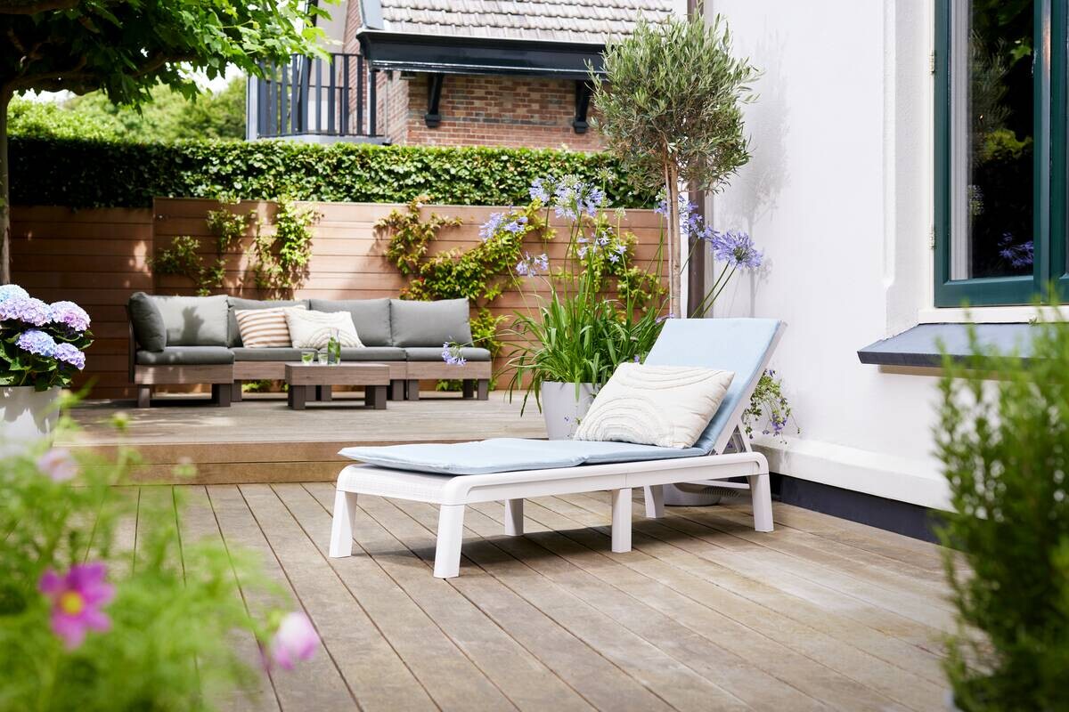 Jardin Sonnenliege Mallorca weiß Kunststoff B/H/L: ca. 59x255x78 cm