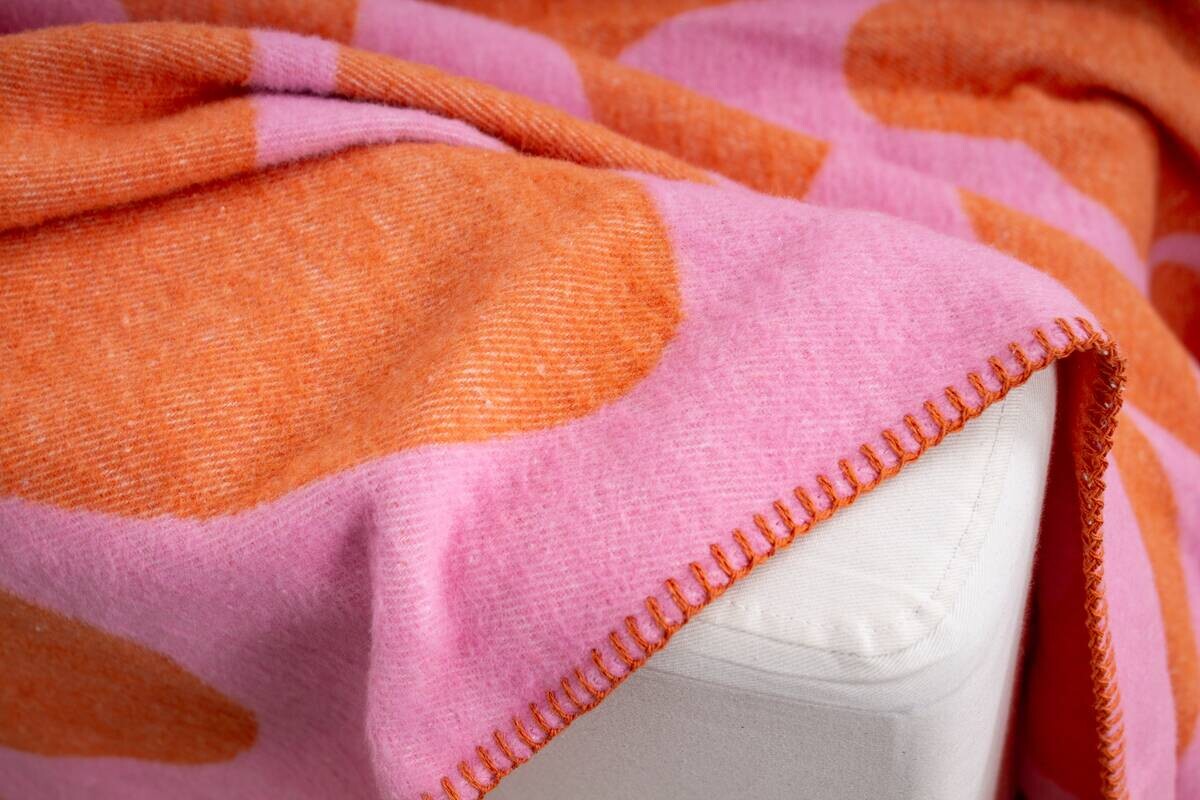 Wohndecke pink orange 60% Baumwolle, 40% Polyacryl B/L: ca. 150x200 cm | orange, Pink | 150,00/200,00 cm