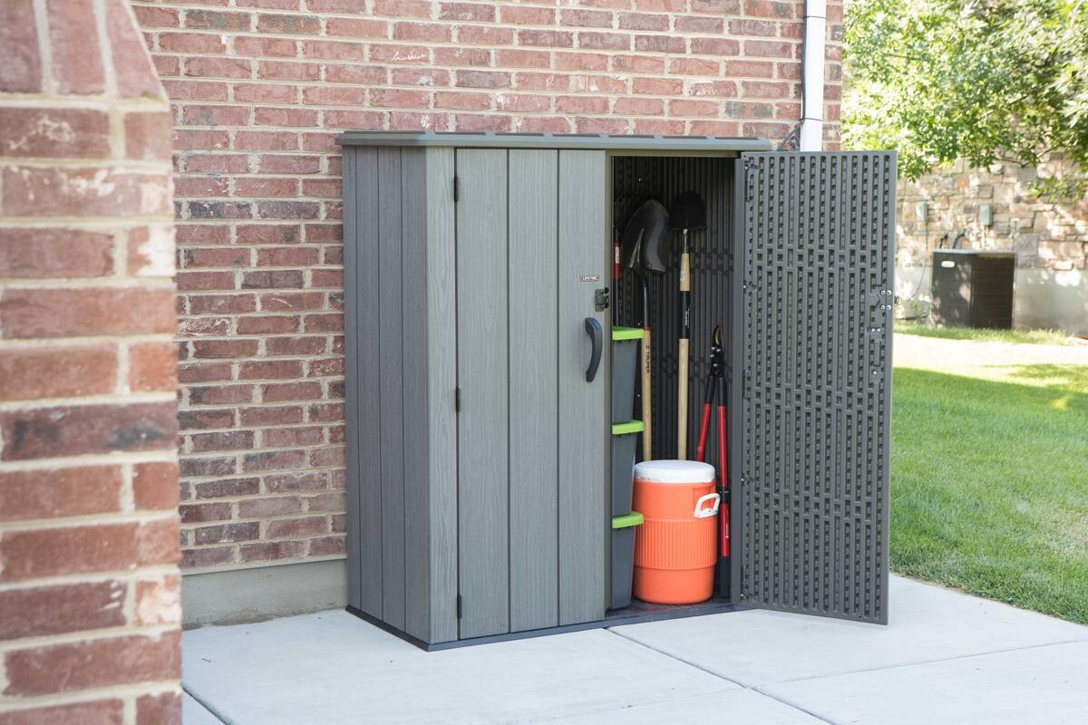 Lifetime Geräteschrank grau Kunststoff B/H/L: ca. 136x172x70 cm