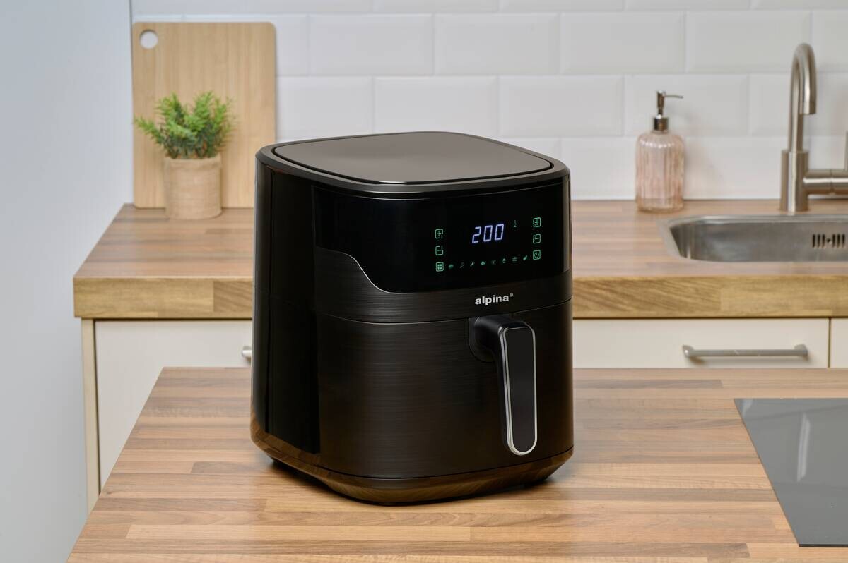 alpina Heißluftfritteuse 871125227218 schwarz Kunststoff B/H/L: ca. 33,4x36,5x43,4 cm ca. 6 l