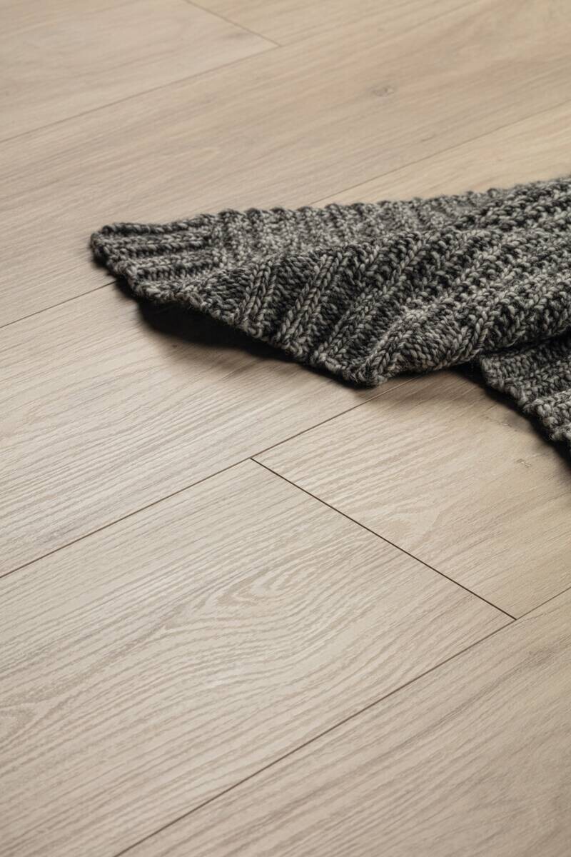 Laminatboden Hickory ca. 2,967m² im Paket B/L: ca. 19,5x138,3 cm pro Paket