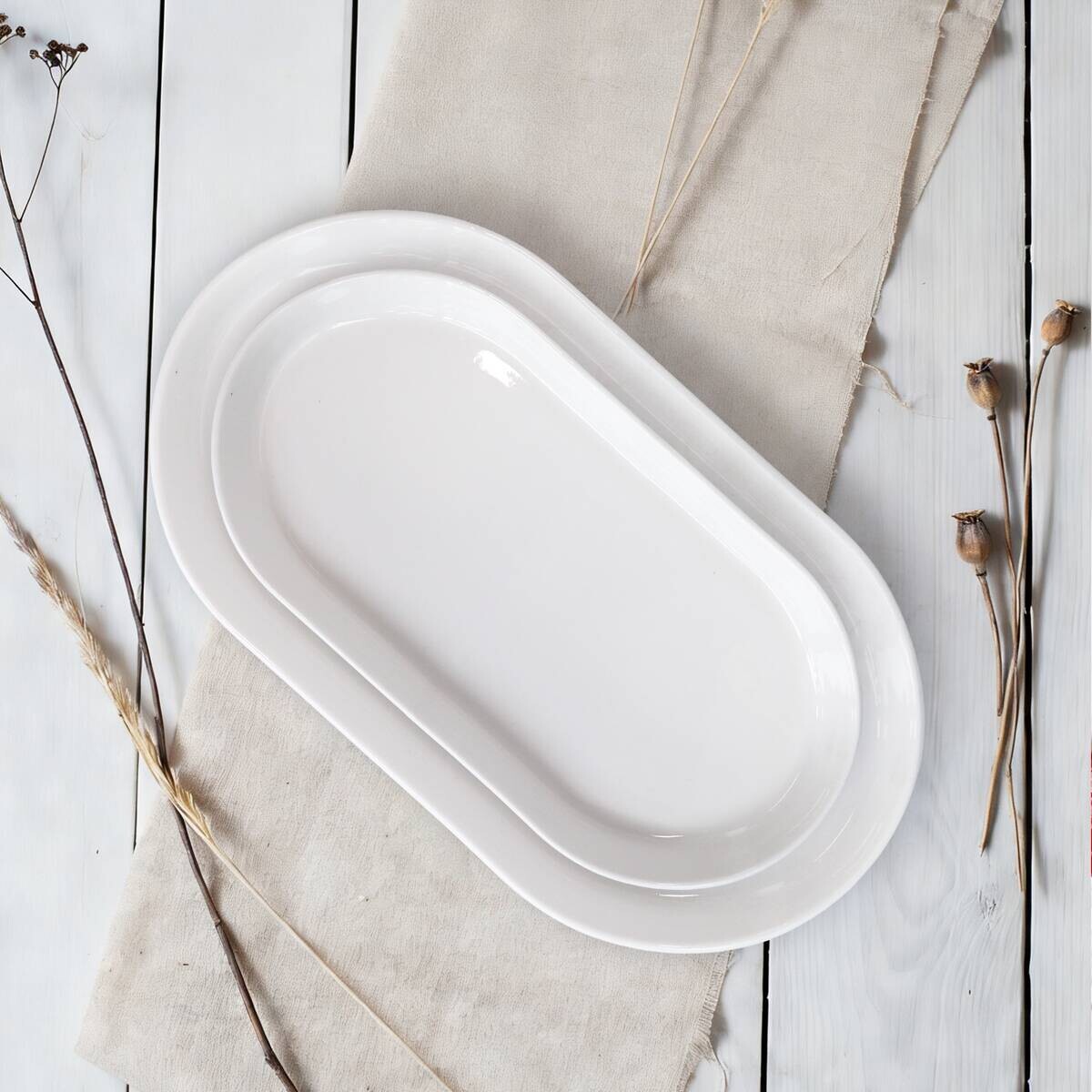 Servierplatte weiß Porzellan B/H: ca. 15x27 cm