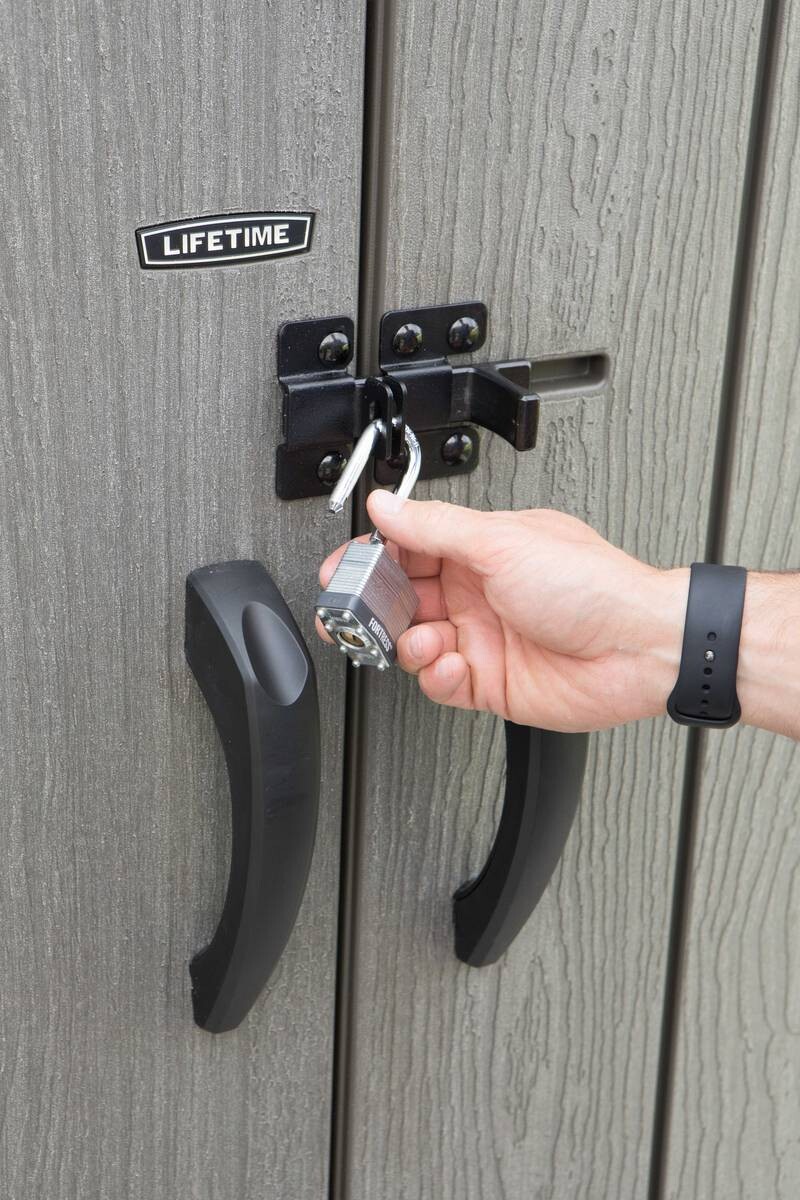 Lifetime Geräteschrank grau Kunststoff B/H/L: ca. 136x172x70 cm