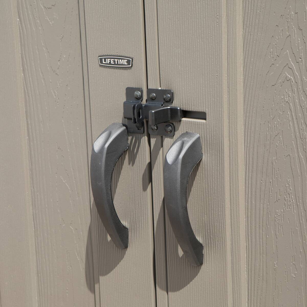 Lifetime Gerätehaus Chateau hellgrau B/H/L: ca. 533,4x238,8x243,8 cm