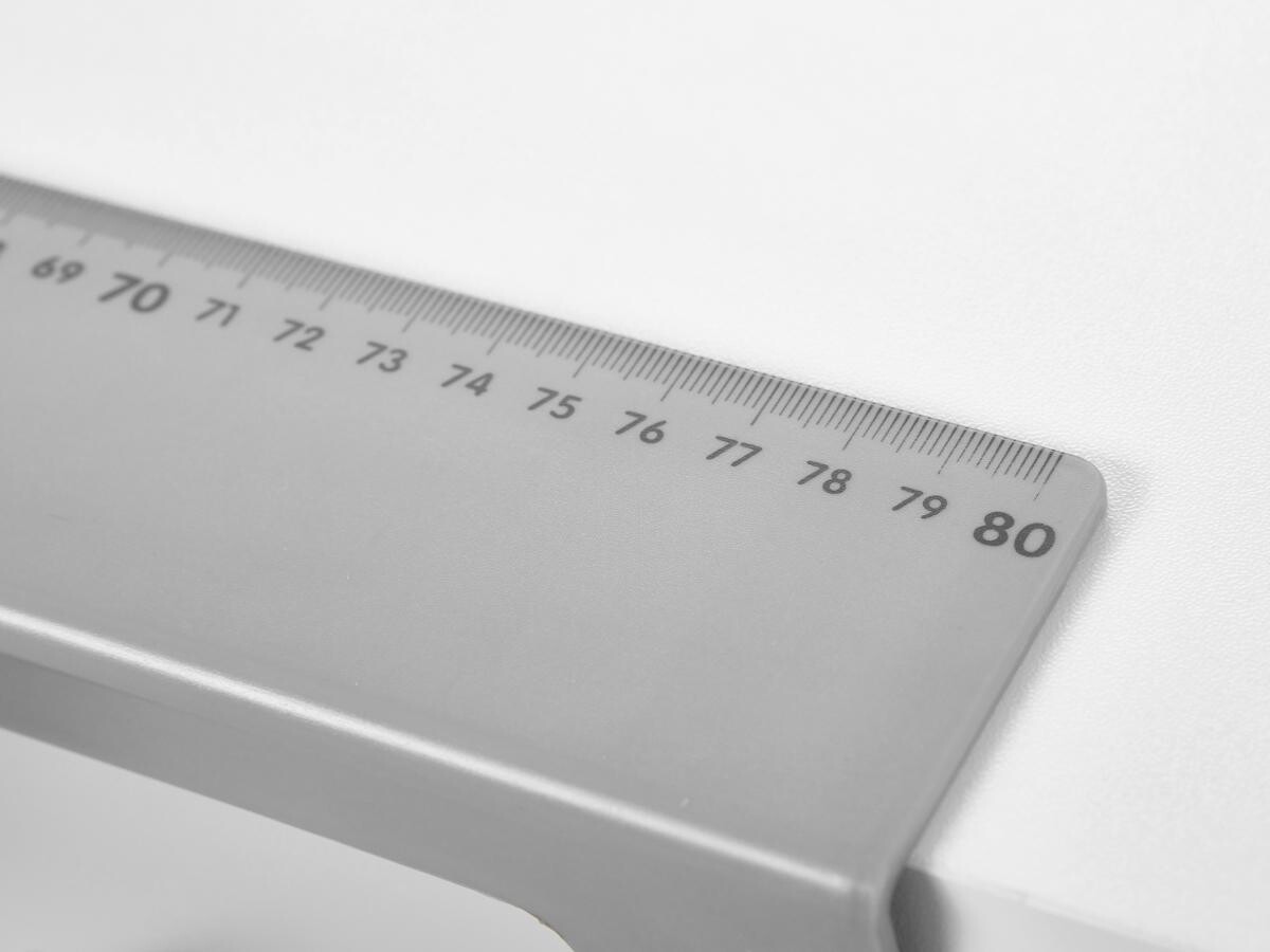 Schreibtisch Studare weiß B/H/T: ca. 110x57x68 cm