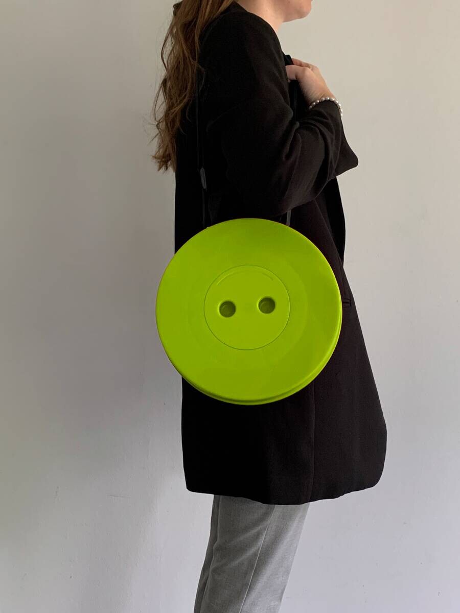 Hocker schwarz Kunststoff H/D: ca. 45x26 cm