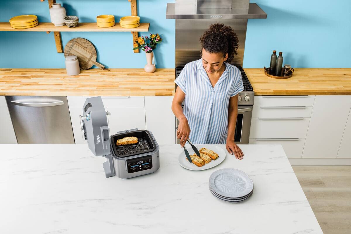 Ninja Heißluftfritteuse ON400EU grau Kunststoff B/H/L: ca. 33x31x35 cm ca. 5,7 l