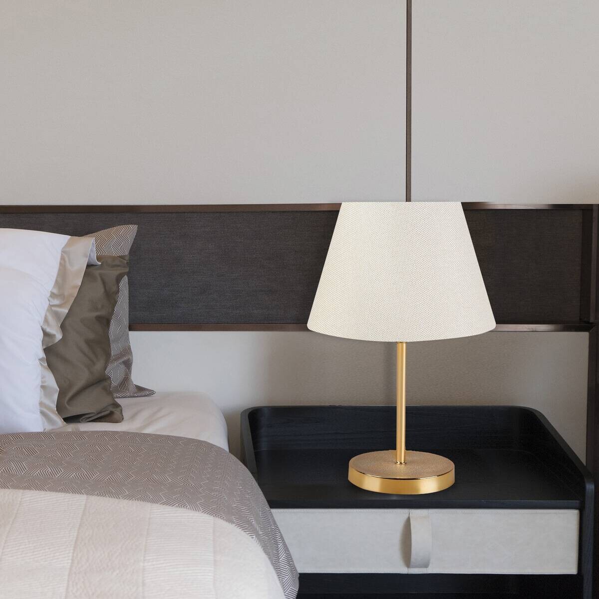 Opviq Tischleuchte creme Metall B/H/T/L/D: ca. 22x37x22x22x22 cm E27 1 Brennstellen