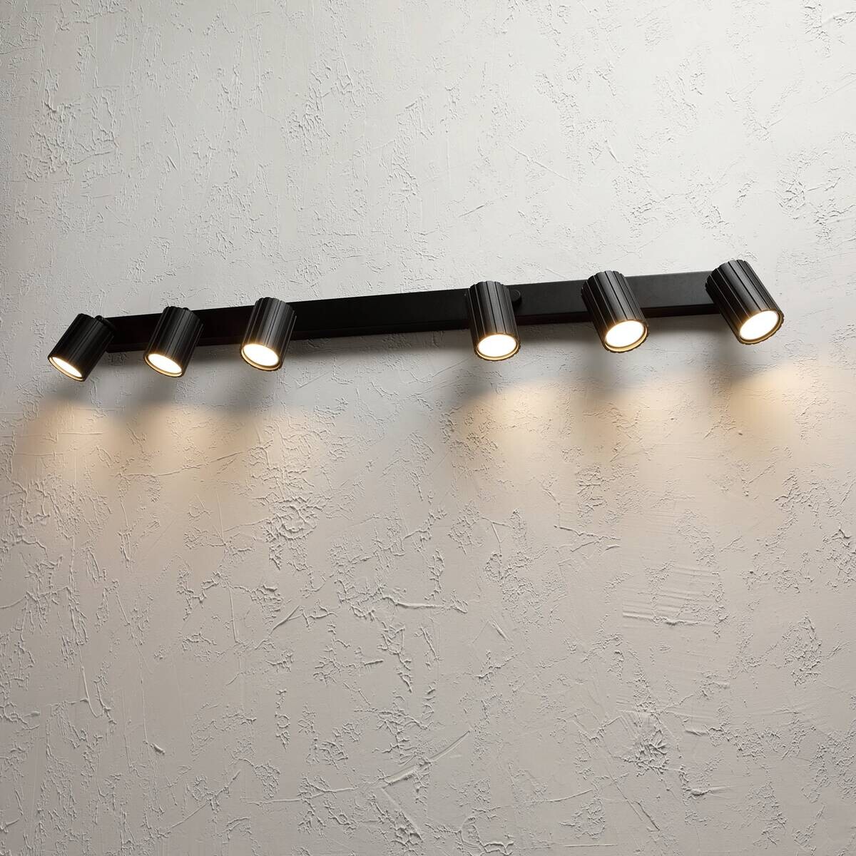 Lamkur Strahler Prisma schwarz Stahl B/H/L: ca. 6,5x16,5x117 cm 6 Brennstellen